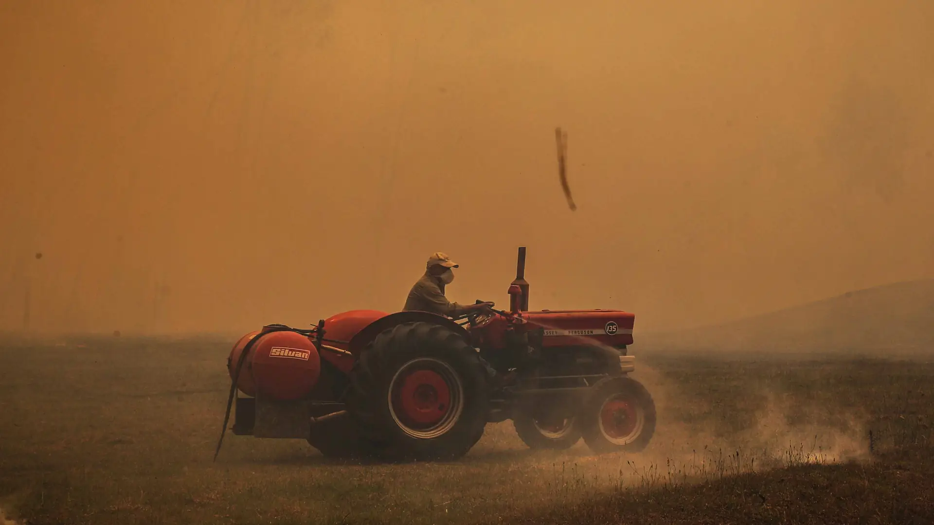 Złodzieje ukradli 300 tys. litrów wody. To nie Mad Max, a świat w trakcie kryzysu klimatycznego