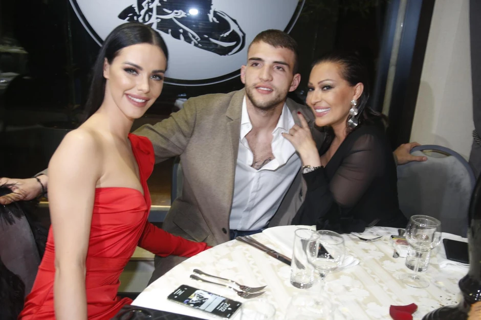 Bogdana, Veljko i Ceca