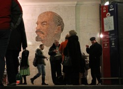 Moskwę zalewa fala imigrantów