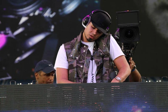 11. Afrojack (15 mln dolarów)