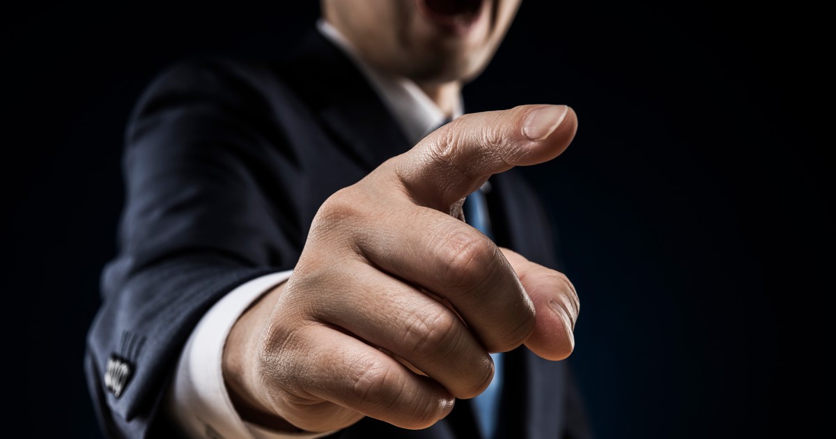 Jak rozpoznać szefa psychopatę? "Korporacjom opłaca się ich zatrudniać"