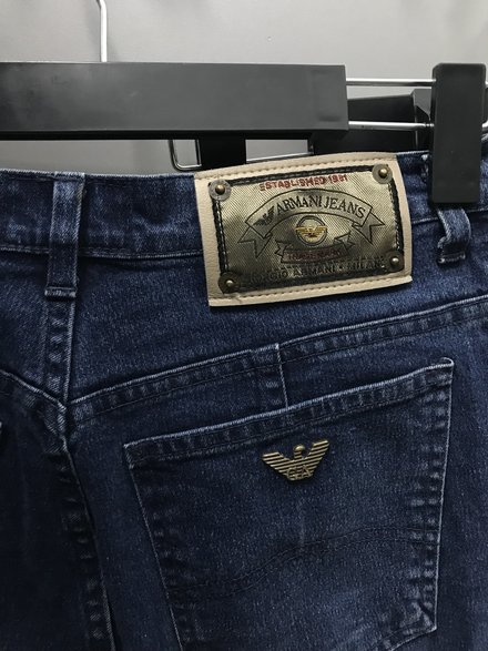 Dżinsy od Armani Jeans, 56 zł