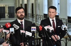 Tyszka z Konfederacji: Morawiecki zdradzał polskie interesy w relacjach z UE