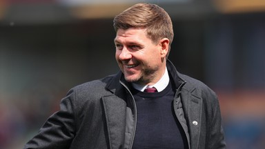 Steven Gerrard buduje wielką Aston Villę. Namawia na transfer Luisa Suareza