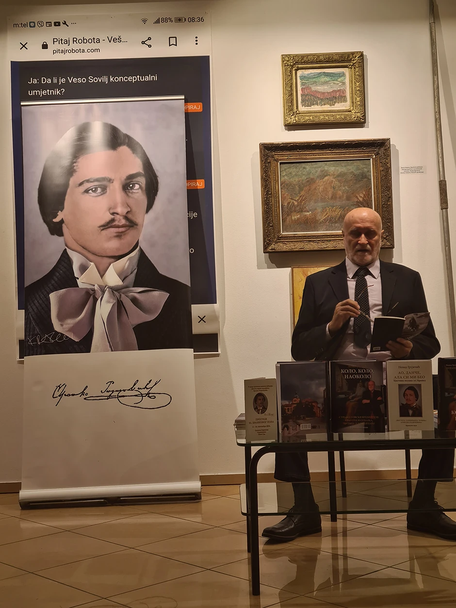 Nenad Grujičić na pesničkoj večeri posvećenoj Branku Radičeviću, u Galeriji "Sreten Stojanović" u Prijedoru