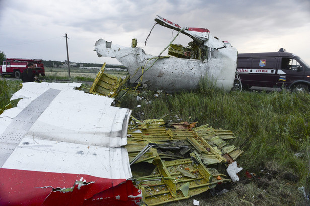 Boeing malezyjskich linii lotniczych został zestrzelony nad terytorium Ukrainy EPA/ALYONA ZYKINA