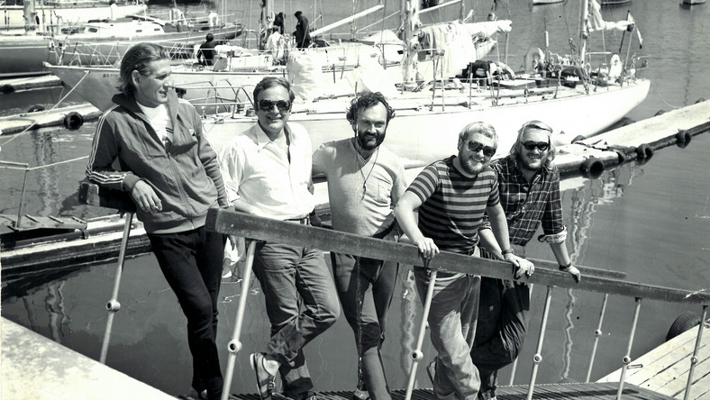 W 1973 roku odbył się pierwszy rejs dookoła ziemski Withbread Round the World. Wystartowały w nim dwie polskie załogi Otago i Copernicus. Do dziś przetrwał tylko ten drugi i 21 czerwca weźmie udział w rejsie legend Volvo Ocean Race. Na pokładzie jachtu znajdzie się uczestnik pierwszych regat Bronisław Tarnacki, który wraz z synem Piotrem i pozostałymi członkami załogi pokona trasę z Göteborga do Hagi.