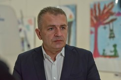 Prace na pigułką 'dzień po' wstrzymane. Pokłócili się o wiek