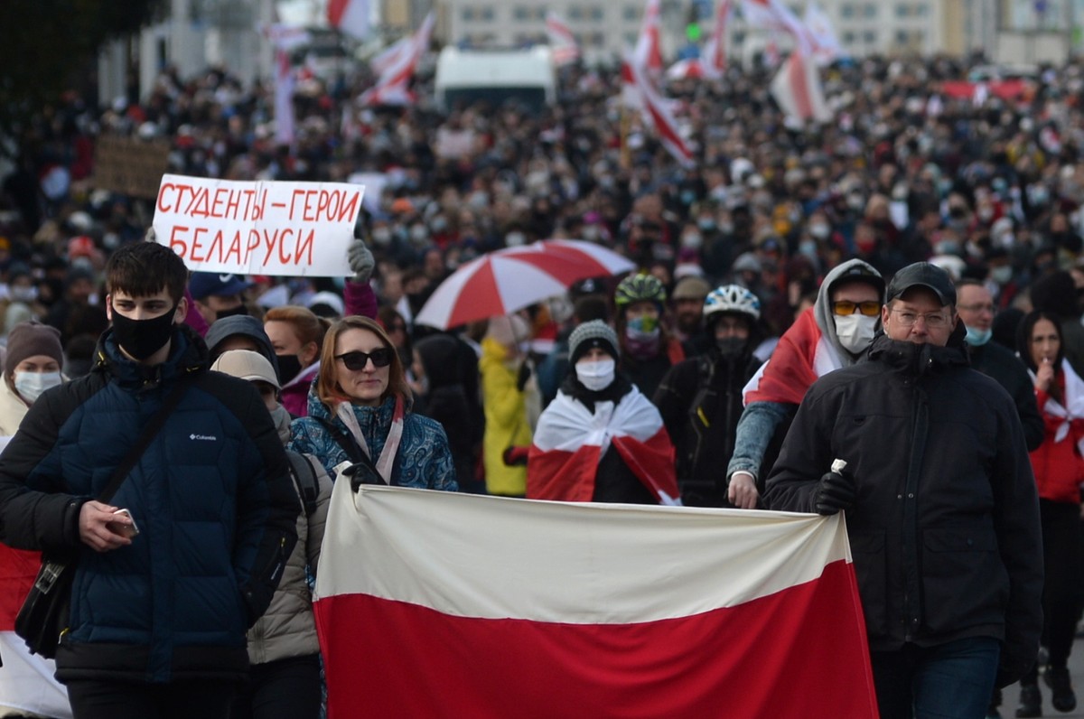 Białoruś: Milicja w Mińsku strzelała w powietrze gumowymi kulami