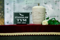 Pogrzeb Stanisława Tyma. Spocznie na warszawskich Powązkach [FOTO]