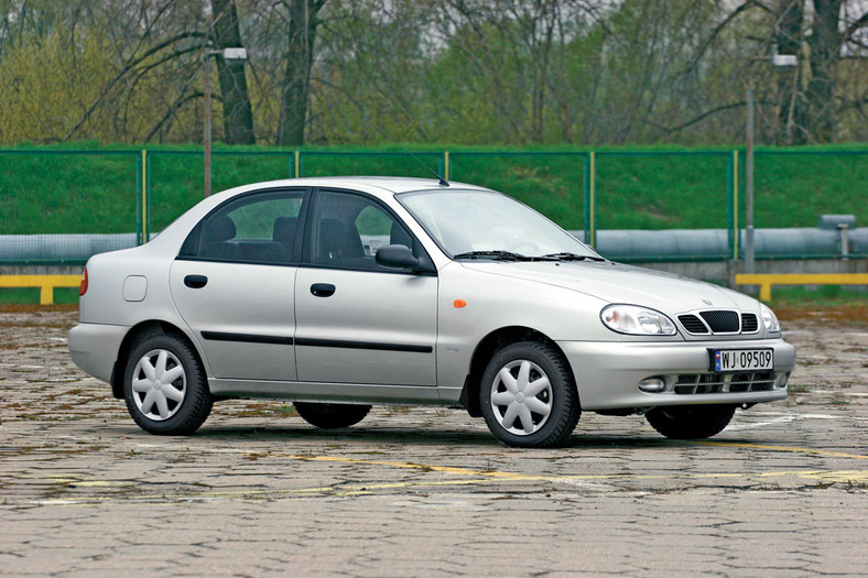 9. Daewoo Lanos