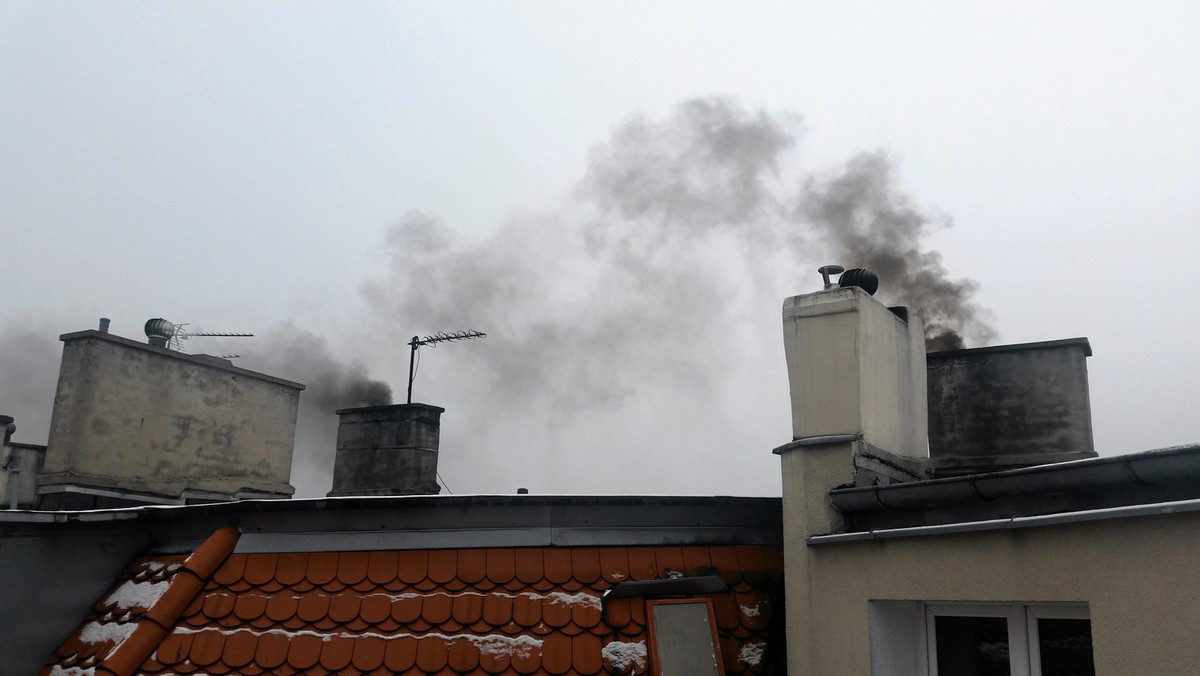 Po kilku dniach alarmów smogowych możemy wreszcie odetchnąć z ulgą prawie w całym kraju. Z naciskiem na "prawie", bo istnieje kilka wyjątków.