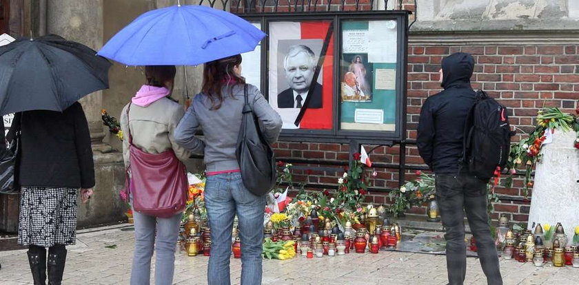 Wyrok za kopanie zniczy ku czci  Lecha Kaczyńskiego!