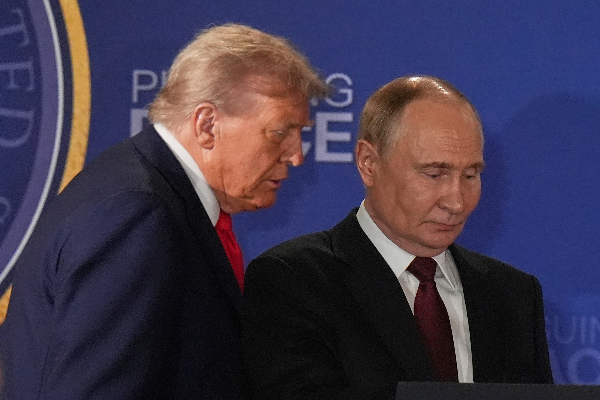 Putin na tlačovej konferencii s Trumpom.