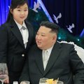 Kim Dzong Un przyprowadził córkę na spotkanie z generałami. Na kilku zdjęciach to ona jest w centrum uwagi