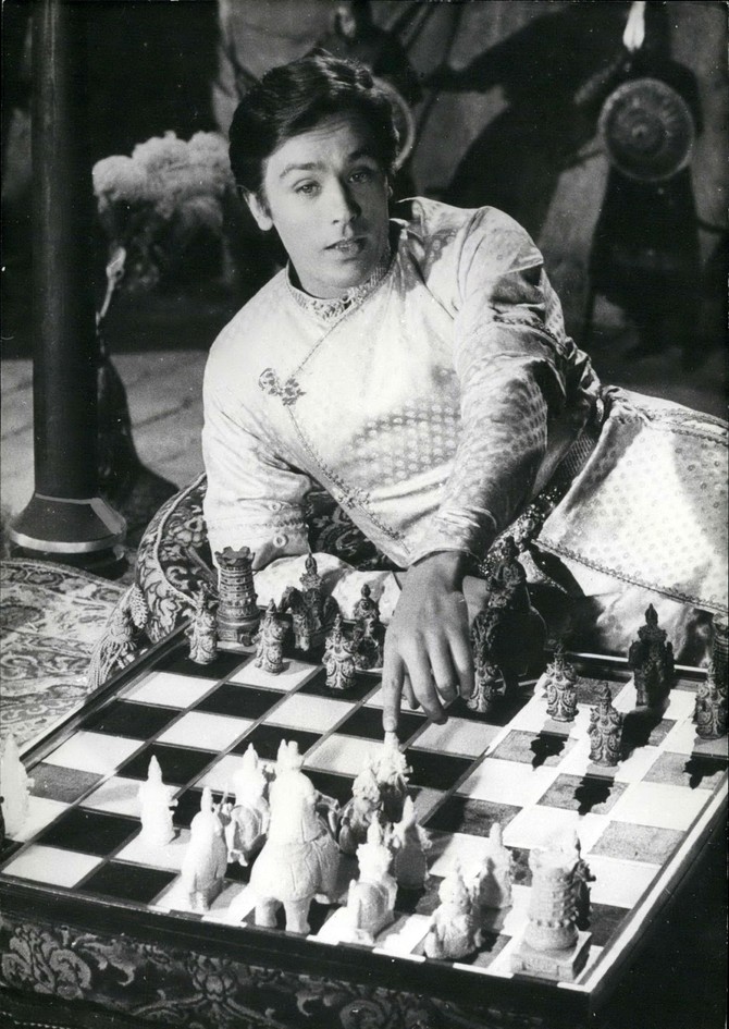Alen Delon u filmu "Marko Polo"