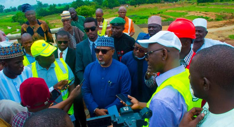 Works Minister assures timely completion of road projects nationwide