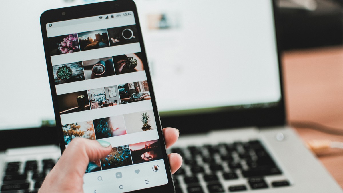 Új funkcióval kedveskedik az Instagram a sztorik kedvelőinek: ezt imádják majd!