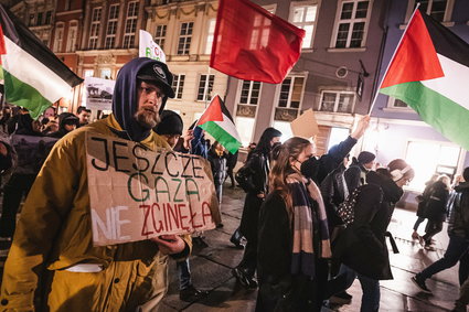 Policja w Warszawie ostrzega w sprawie manifestacji. "Zagrożenie o charakterze terrorystycznym"