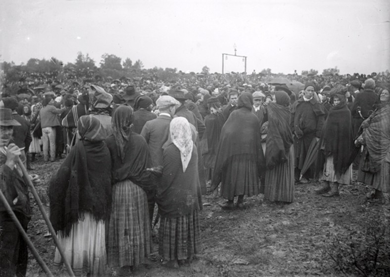 Znalezione obrazy dla zapytania: objawienia fatimskie