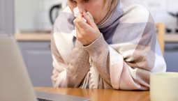 L4 pod lupą. ZUS sprawdzi Cię w domu. Nowe zasady od 2026 roku