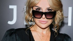 Radosna Blanka Lipińska zastawia pułapki na krety. 'Zgadza się, zdechnie. Puszczę mu anielski orszak'