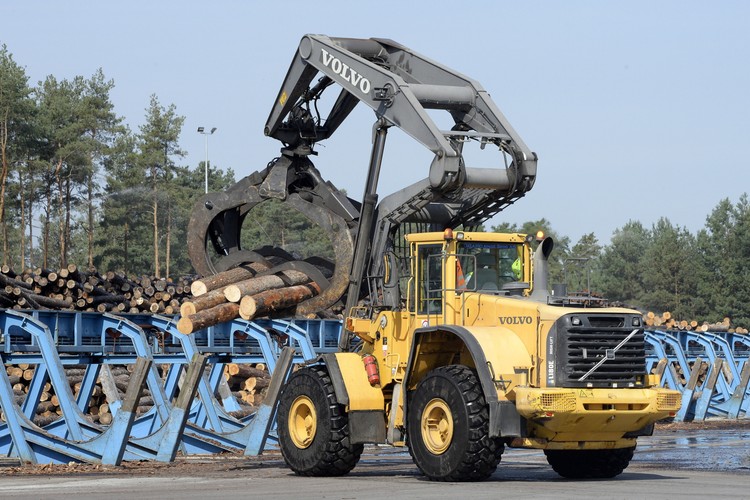 Zakład znajduje się na działce o łącznej powierzchni 25 ha. <br><br>(dd/kru) PAP/Darek Delmanowicz
