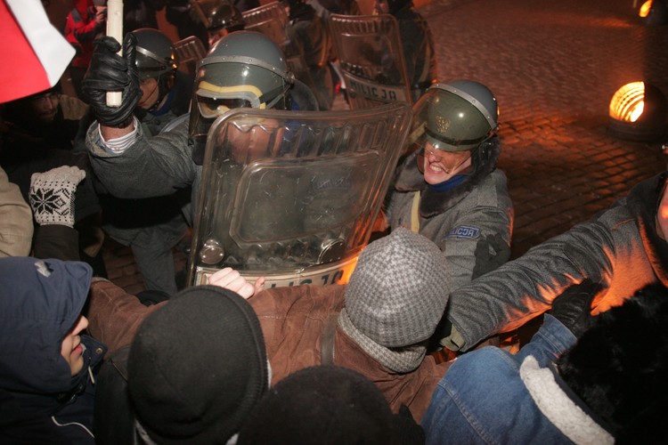 Stan wojenny raz jeszcze - inscenizacje, rekonstrukcje