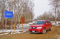 Nowy fiat jest duży i ma napęd na cztery koła. Zdjęcia!