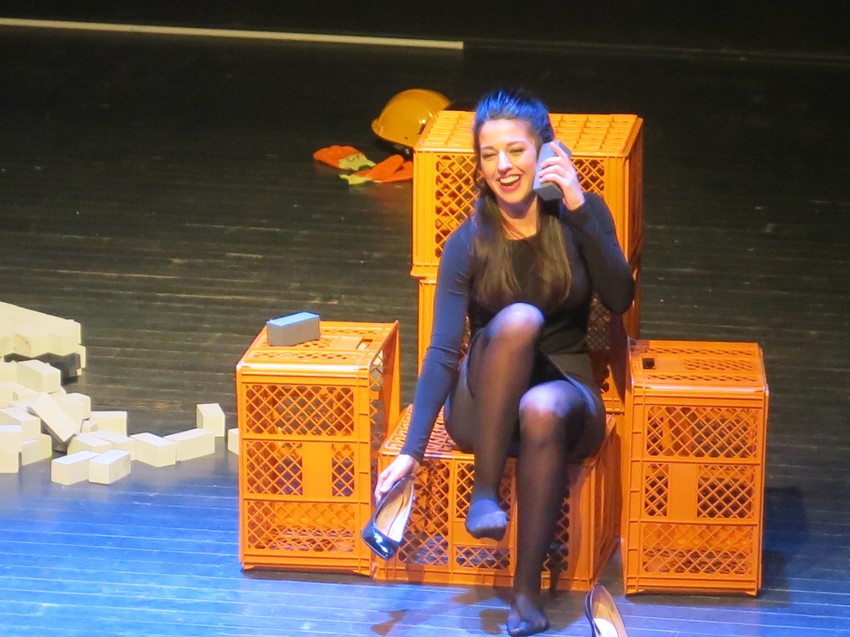 Nina Nešković, predstava "Pad"