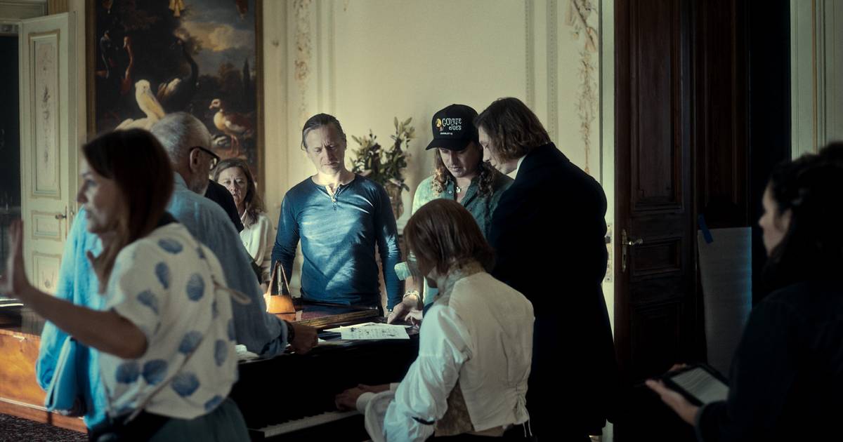 Szymon o kulisach filmu "Chopin, Chopin!". "Plan zdecydowanie przerósł moje wyobrażenia"