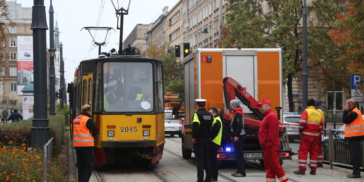 Tramwaje zderzyły się w Warszawie. Wielu rannych. Są utrudnienia