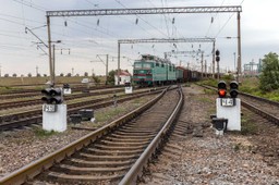 Pociągami można uciec przed rakietami. Jak zaniedbane Koleje Ukraińskie okazały się sprawną machiną