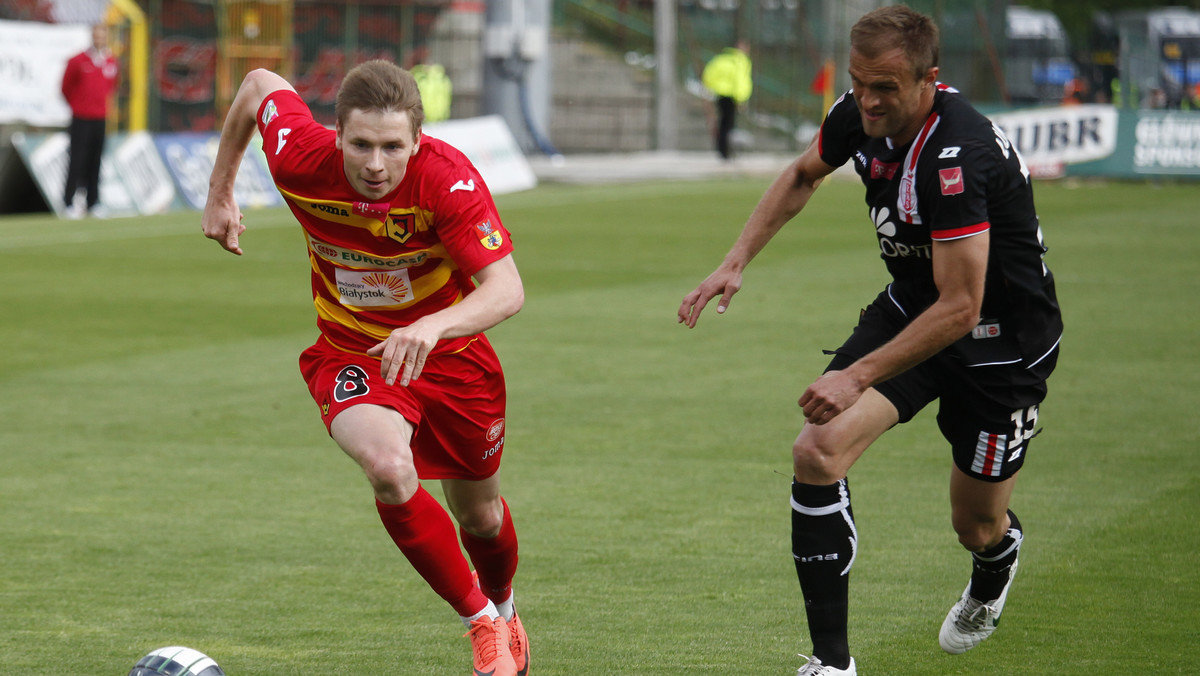 W ostatnim meczu tego sezonu T-Mobile Ekstraklasy Jagiellonia Białystok po emocjonującym meczu pokonała ŁKS 2:1. Obie ekipy kończyły ten mecz w osłabieniu ponieważ po dwie żółte kartki zobaczyli Tomasz Frankowski i Marek Saganowski.