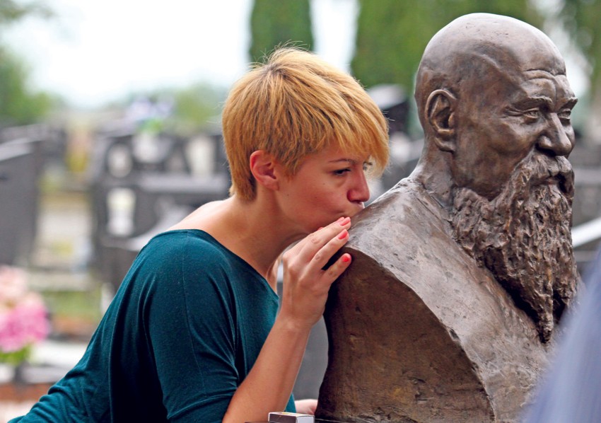 TALENTOVANA NA OCA: Luisova ćerka Maja