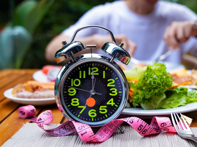 Da li isprekidani post može da ublaži simptome menopauze: Evo šta kažu rezultati istraživanja