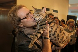 Waldemar Kocoń nie uwzględnił rodziny w testamencie. Do kogo trafił spadek?