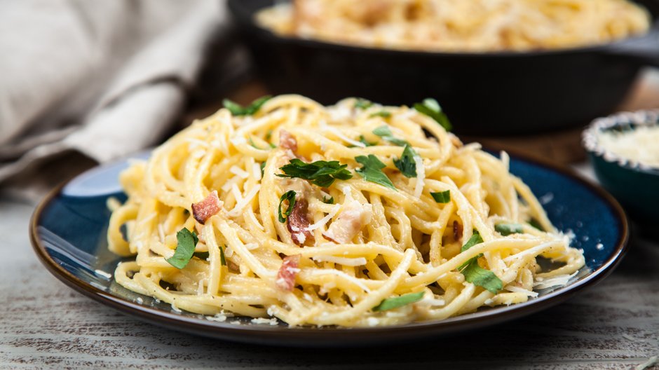 Carbonara to pyszne i sycące danie - George Dolgikh/stock.adobe.com