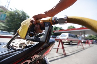 Analitycy: w przyszłym tygodniu dalsze podwyżki na stacjach paliw