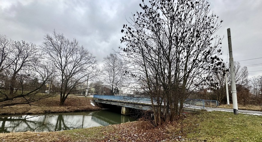 Przy moście Pilczyckim Starym powstanie kładka oraz drogi dla rowerów i ciągi piesze