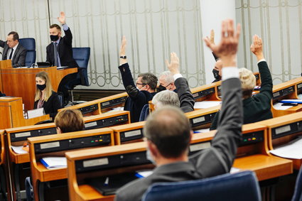 Podwyżka akcyzy. Senatorowie przeciwko, ustawa wróci do Sejmu
