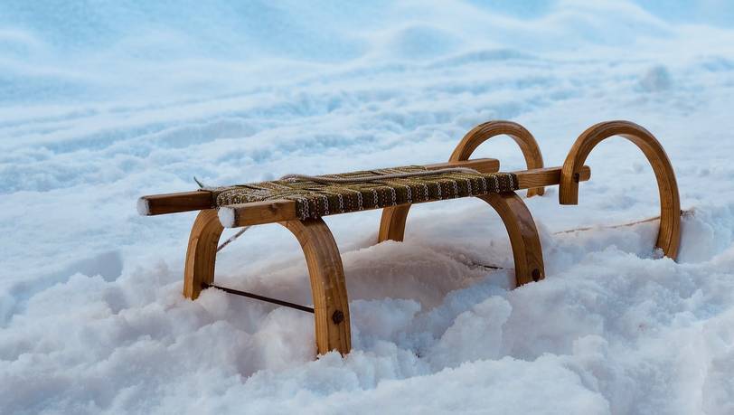 Schlitten im Vergleich: Schneespaß für Kinder und Erwachsene