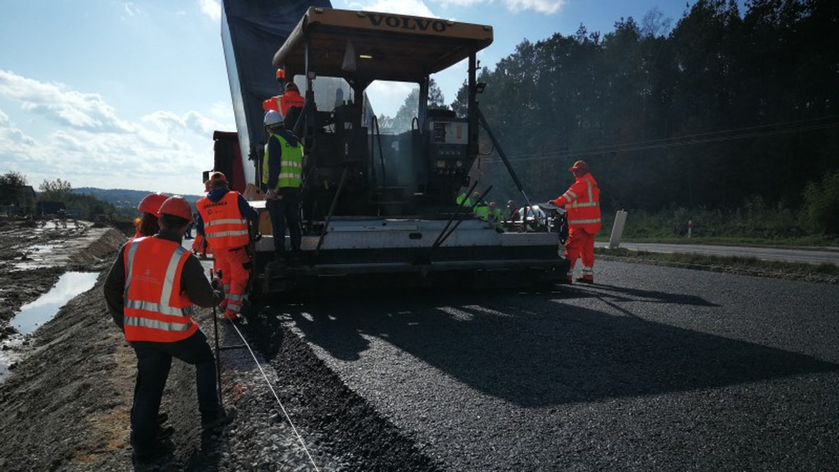 Kolejny etap prac na obwodnicy Morawicy