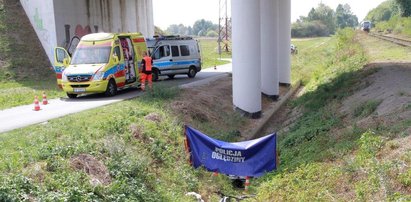 Rowerzysta wpadł pod rozpędzony pociąg