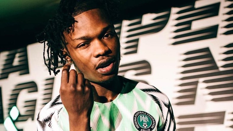 Naira Marley curses EFCC in Dubai, asks FG to stop harassing rich youths. (trenchtrenchtrench)