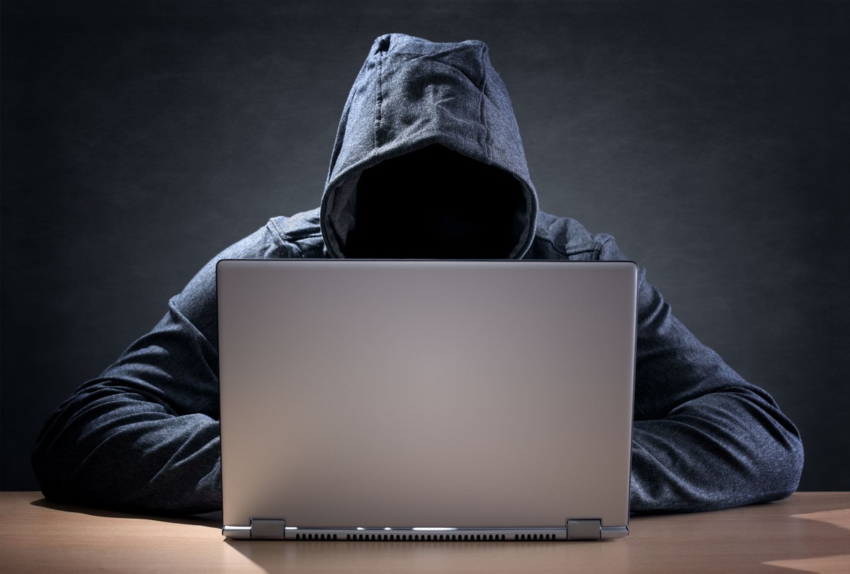 Jak uniknąć oszustw internetowych?