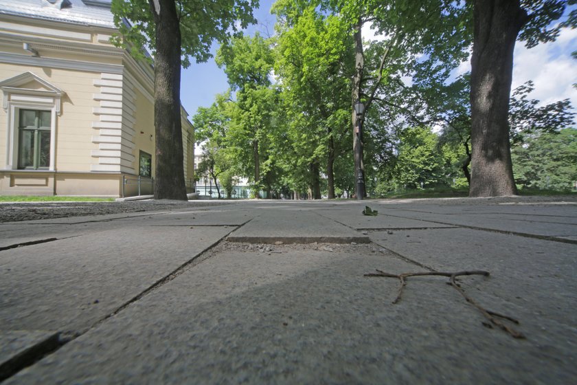 Park Sienkiewicza w Łodzi po remoncie do naprawy