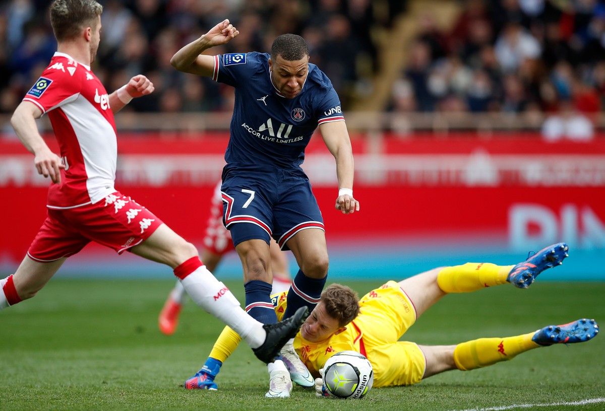 Alexander Nubel i Kylian Mbappe