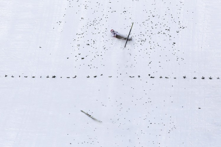 Upadek Severina Freunda na skoczni w Innsbrucku