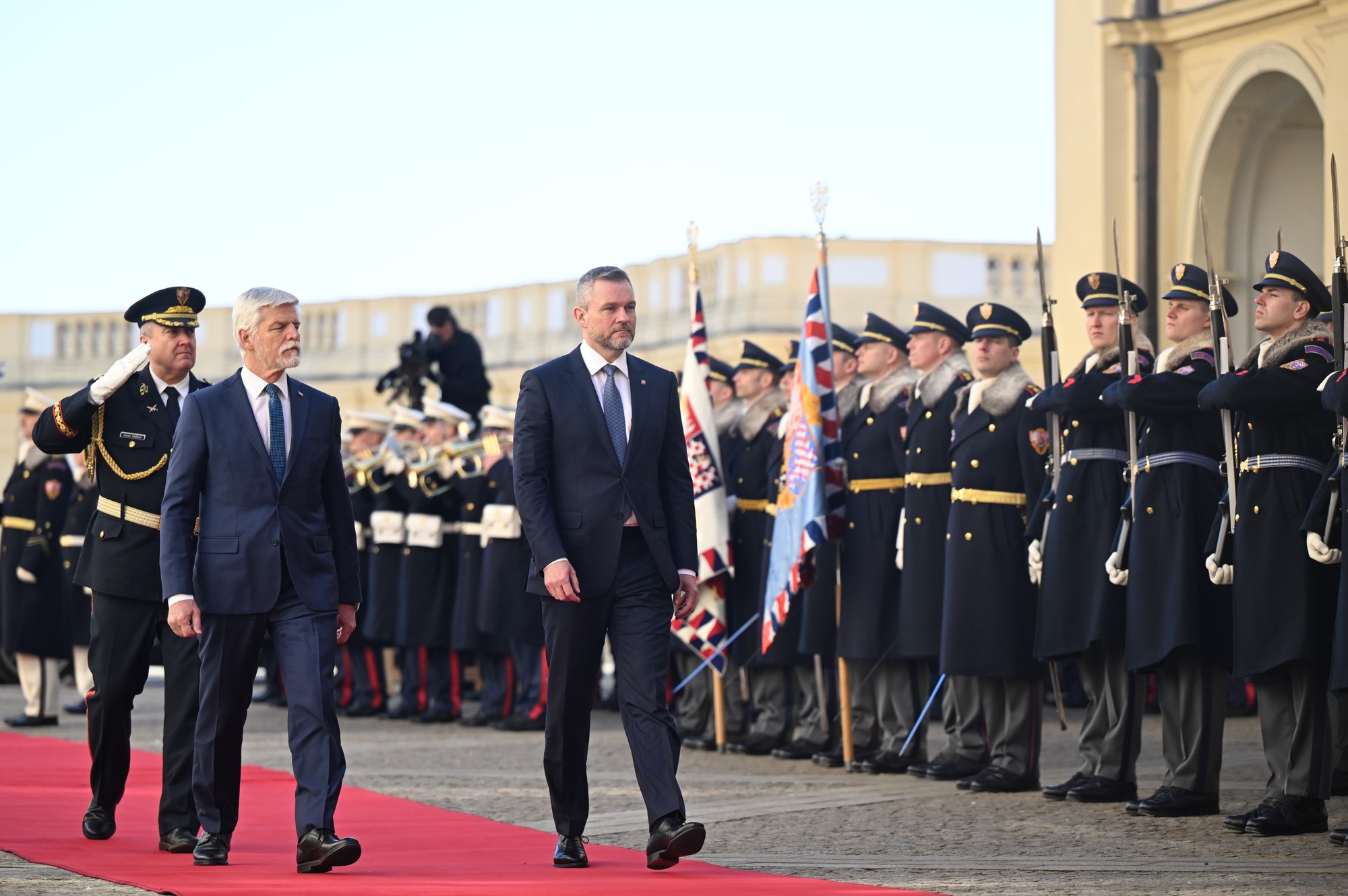 Český prezident Petr Pavel a slovenský prezident Peter Pellegrini.